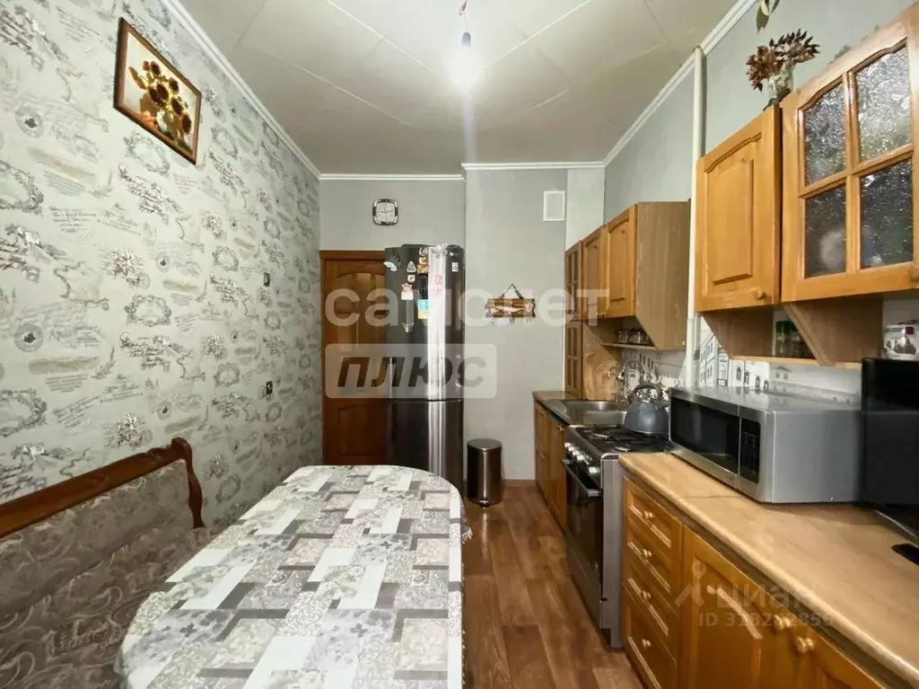 3-к кв. Астраханская область, Астрахань ул. Сен-Симона, 42к2 (80.6 м) - Фото 1