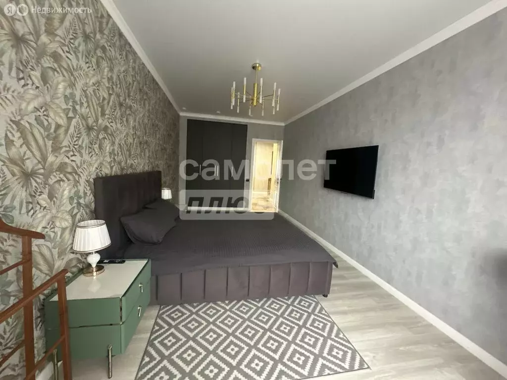 2-комнатная квартира: Волгоград, улица Пархоменко, 2 (60 м) - Фото 0