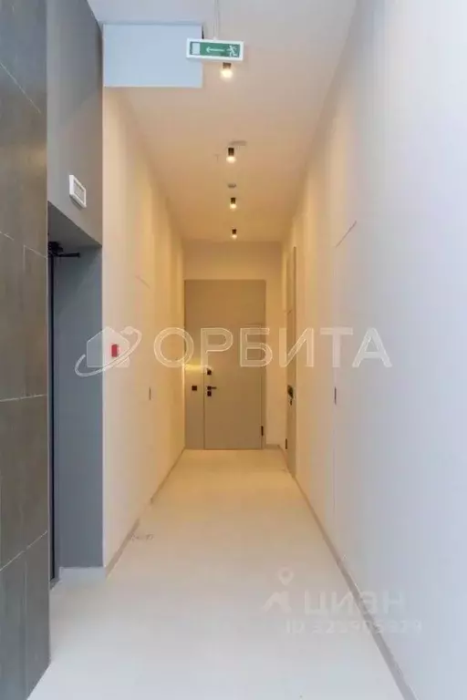 2-к кв. Тюменская область, Тюмень ул. Тимофея Чаркова, 93 (57.6 м) - Фото 2