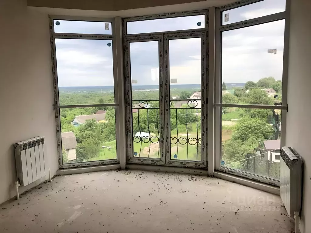 3-к кв. Брянская область, Брянск Бежицкая ул., 160 (116.0 м) - Фото 1