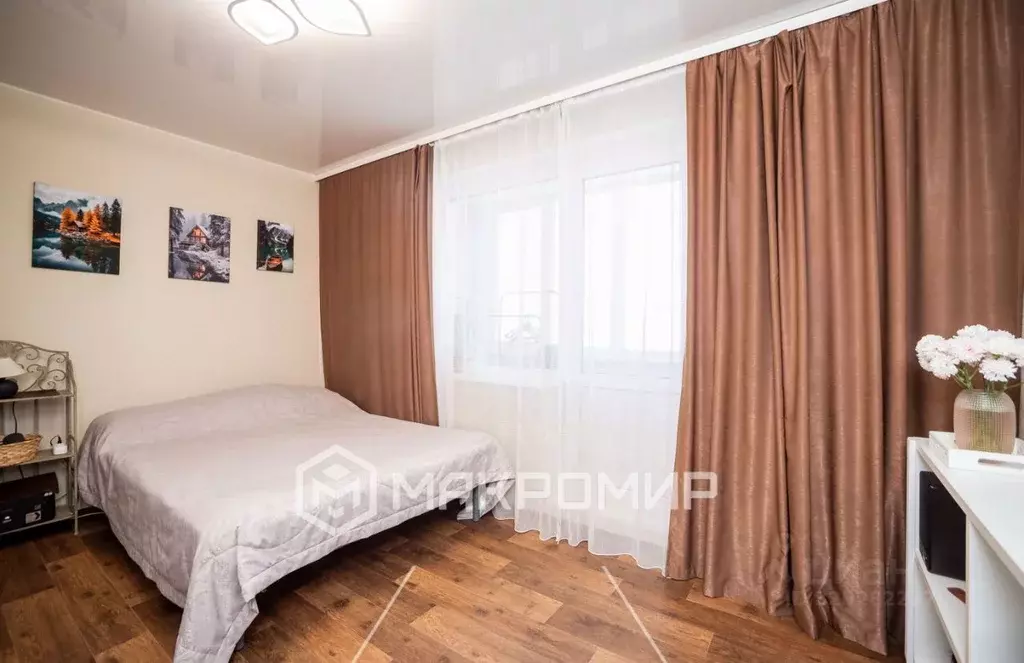 2-к кв. Челябинская область, Челябинск ул. Молодогвардейцев, 60 (40.5 ... - Фото 0