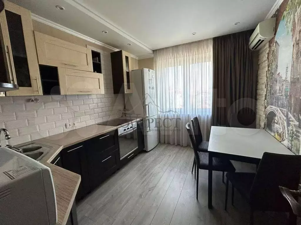 4-к. квартира, 84 м, 9/9 эт. - Фото 0