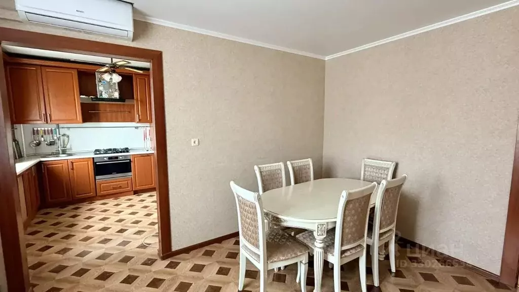 3-к кв. Белгородская область, Белгород ул. 5 Августа, 13в (83.0 м) - Фото 2