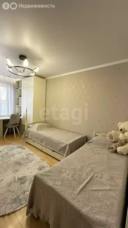3-комнатная квартира: Пятигорск, Краснознамённая улица, 59 (70.5 м) - Фото 1
