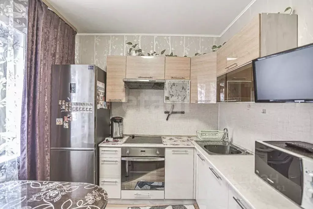 1-к кв. Сахалинская область, Южно-Сахалинск просп. Мира, 267 (33.0 м) - Фото 1