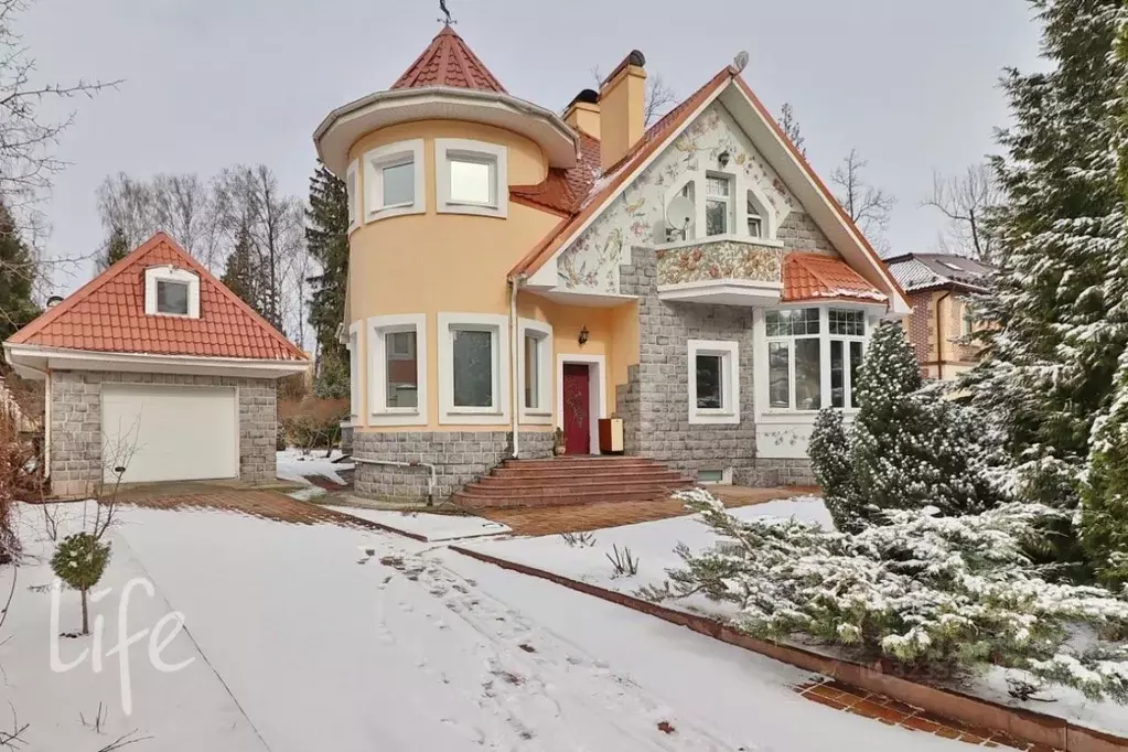 Коттедж в Московская область, Мытищи городской округ, пос. Поведники ... - Фото 1