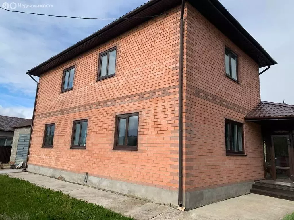 Дом в Тобольск, 12-й микрорайон (160 м) - Фото 1