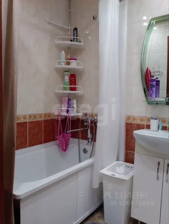 3-к кв. Сахалинская область, Долинск Хабаровская ул., 11 (57.0 м) - Фото 1