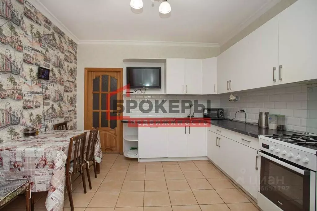 5-к кв. Севастополь просп. Победы, 44А (140.0 м) - Фото 2