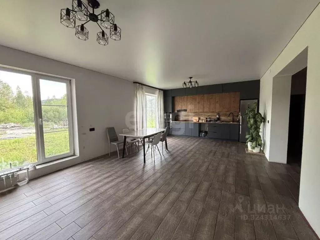 Дом в Алтай, Майминский район, пос. Алферово ул. Н.И. Лукина, 46 (120 ... - Фото 1