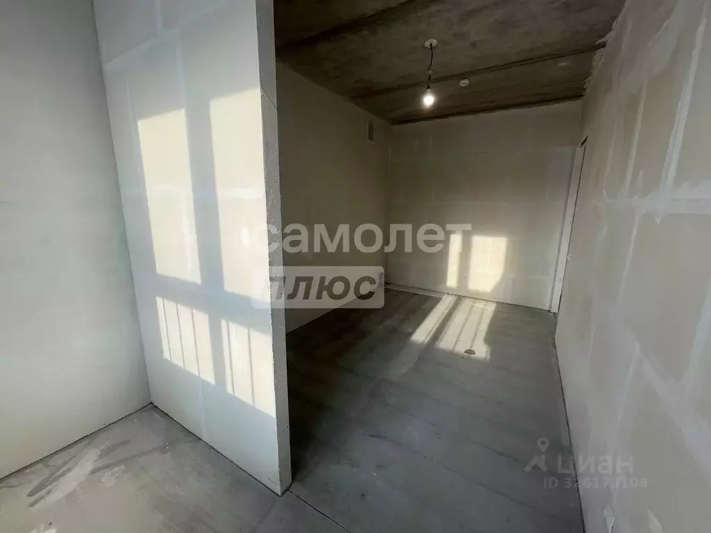 1-к кв. Татарстан, Казань ул. Азата Аббасова, 21 (34.0 м) - Фото 1