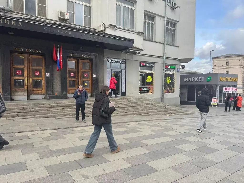 Торговая площадь в Москва ул. Земляной Вал, 27С2 (70 м) - Фото 1