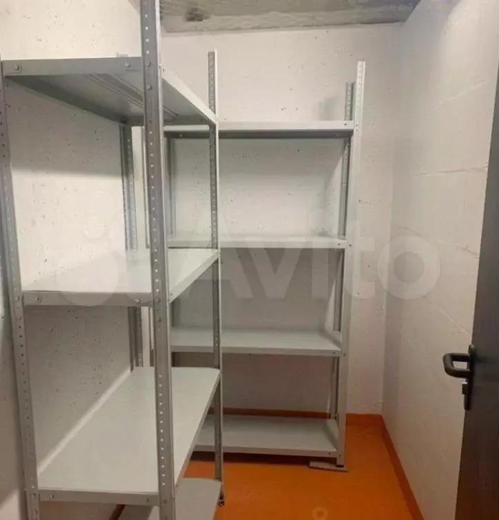 Машиноместо - Фото 0