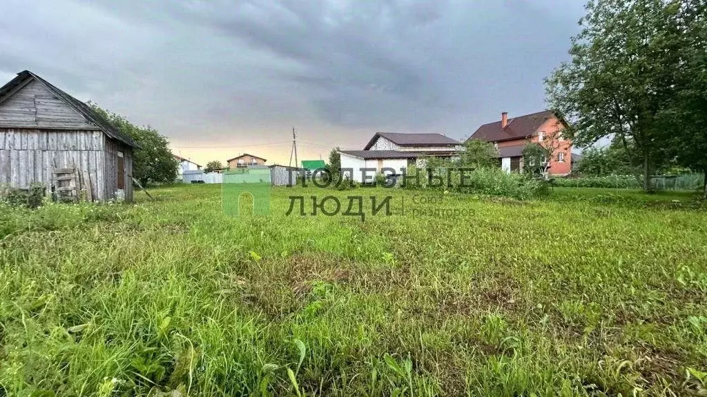 Участок в Кировская область, Киров городской округ, пос. Дороничи ул. ... - Фото 0