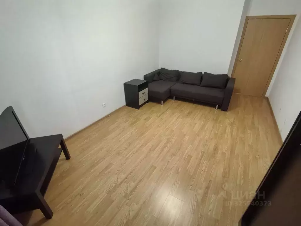 1-к кв. Свердловская область, Екатеринбург ул. Татищева, 126 (42.3 м) - Фото 2