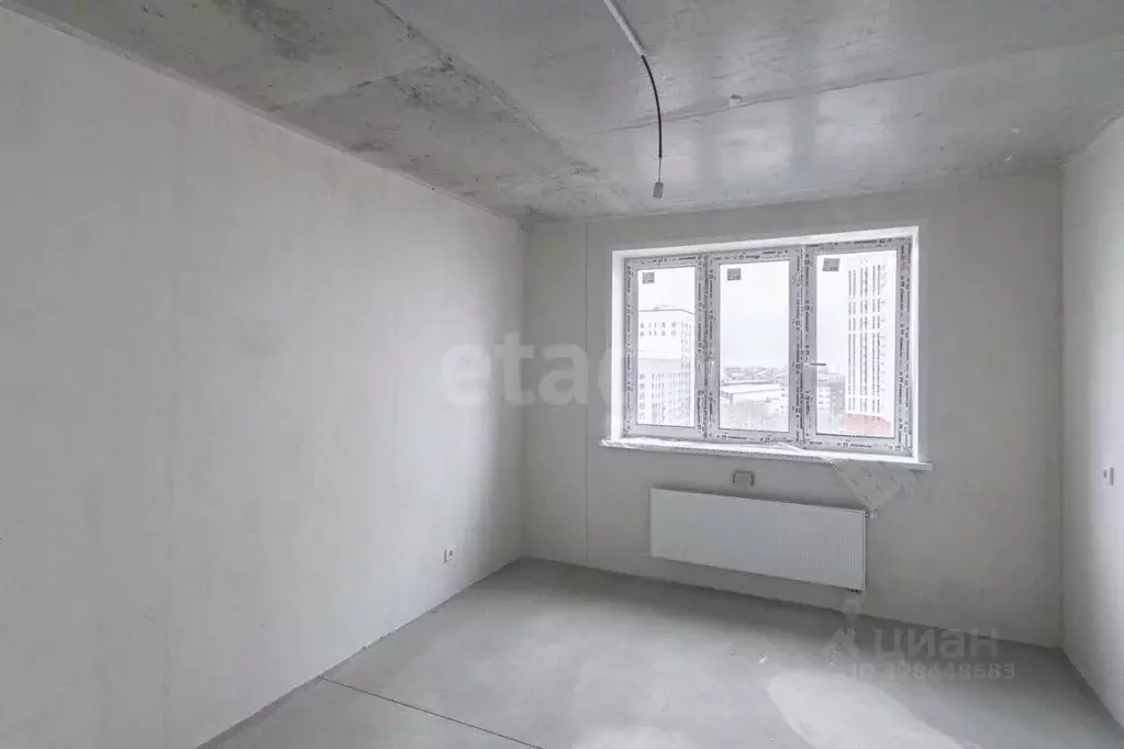 Студия Тюменская область, Тюмень ул. Республики, 204к15 (28.0 м) - Фото 1