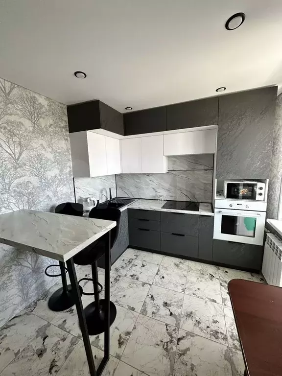 1-к. квартира, 31,6 м, 9/9 эт. - Фото 0