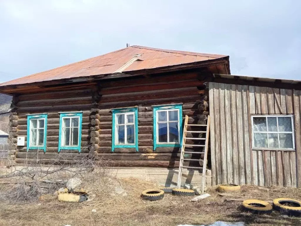 Дом в Алтай, Усть-Коксинский район, с. Чендек Зеленая ул. (89 м) - Фото 0