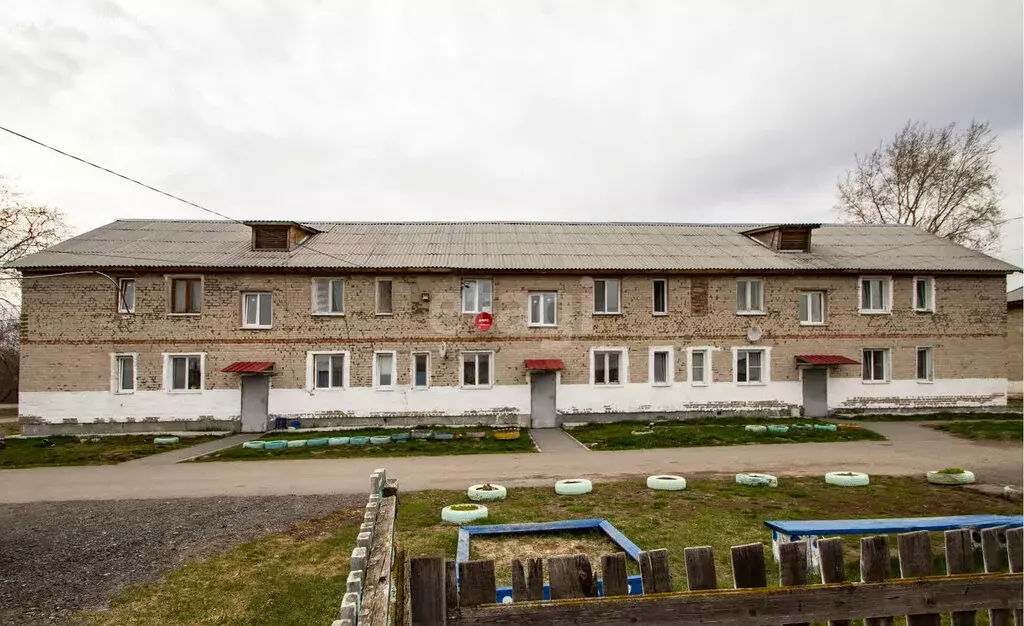 3-комнатная квартира: село Беркут, Первомайская улица, 14 (54 м) - Фото 2