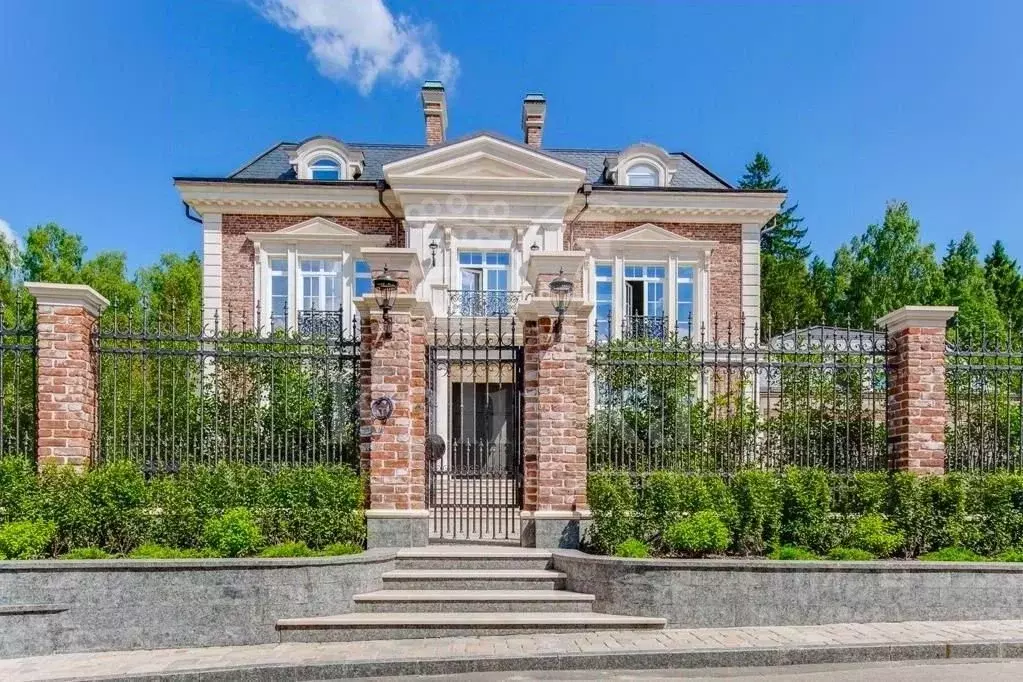 Дом в Московская область, Наро-Фоминский городской округ, д. ... - Фото 0