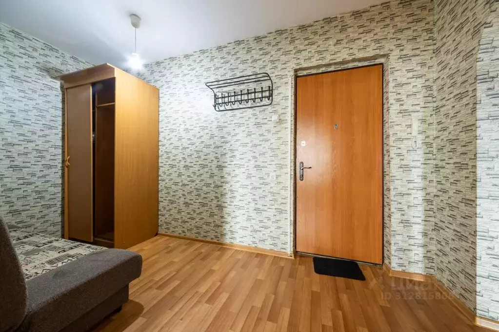 1-к кв. Красноярский край, Красноярск ул. Петра Подзолкова, 3В (42.0 ... - Фото 2