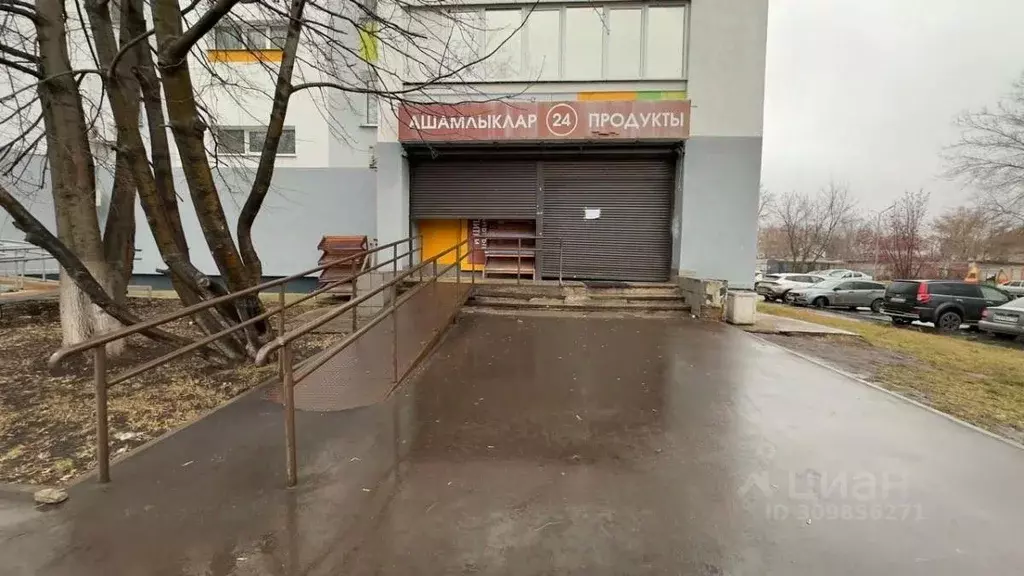 Торговая площадь в Татарстан, Набережные Челны ул. Имени Р.М. ... - Фото 0