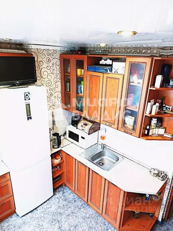 2-к кв. Омская область, Омск Городок Нефтяников мкр, ул. Круговая, 4Б ... - Фото 1