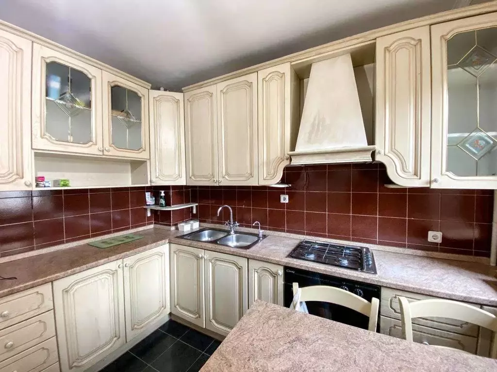 3-к кв. Самарская область, Самара Чернореченская ул., 42а (86.0 м) - Фото 1