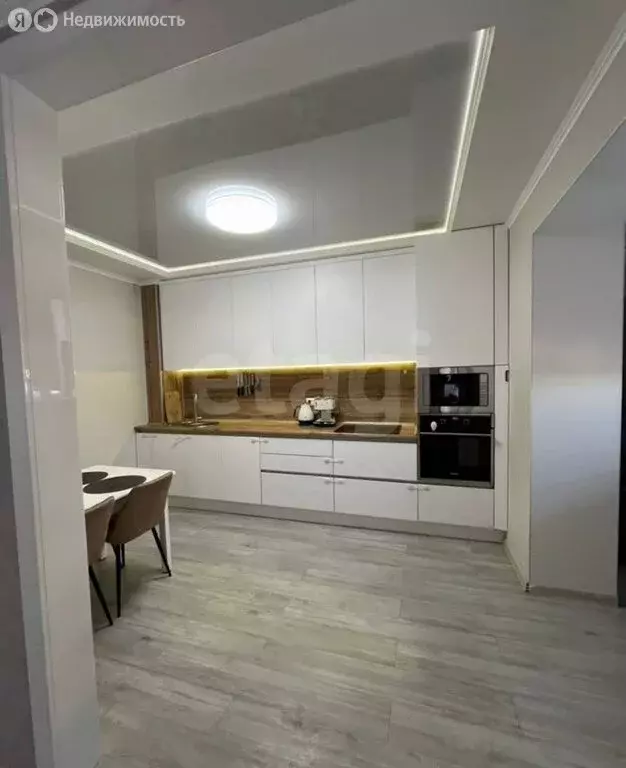 2-комнатная квартира: Оренбург, Салмышская улица, 67 (62.5 м) - Фото 2