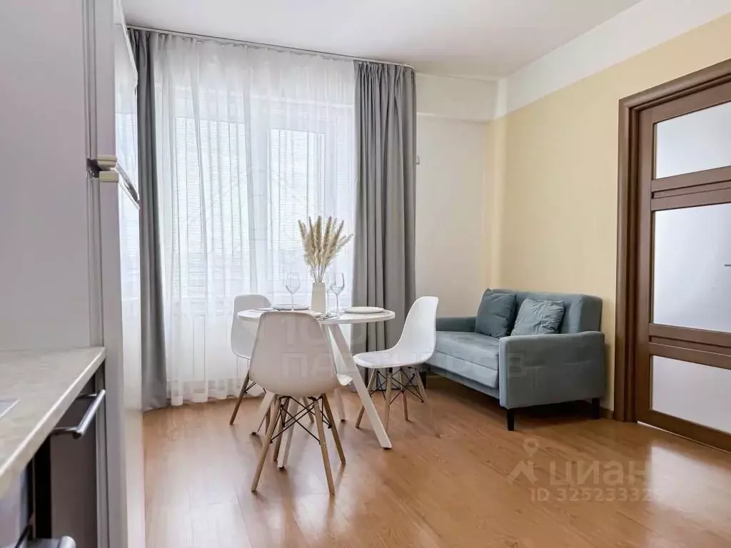 1-к кв. Иркутская область, Иркутск Красногвардейская ул., 20/3 (42.0 ... - Фото 1