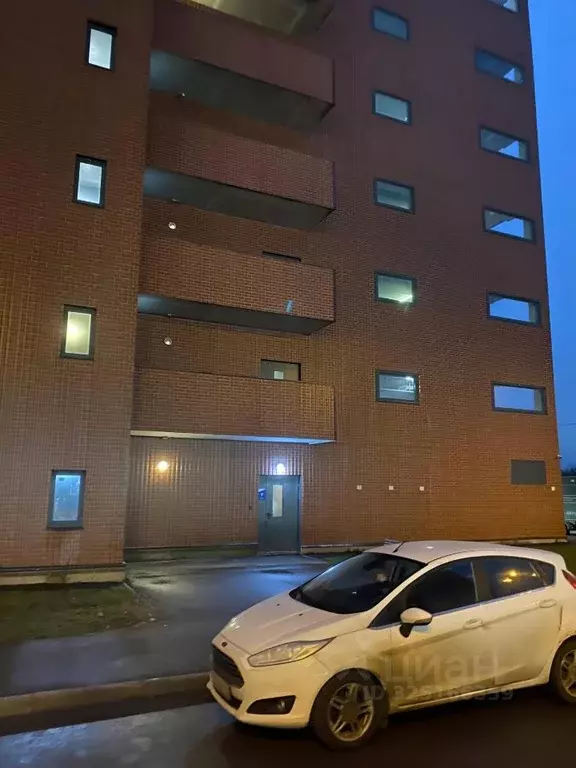 Гараж в Санкт-Петербург пос. Парголово, ул. Шишкина, 305к1 (13 м) - Фото 1