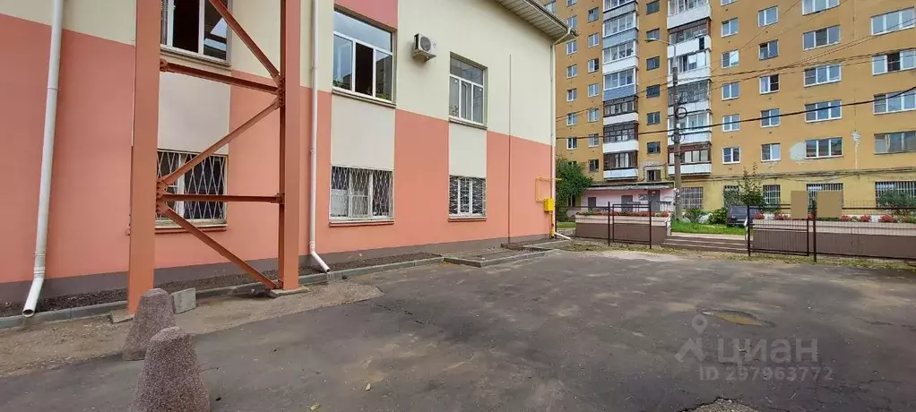 Помещение свободного назначения в Тверская область, Тверь Спортивный ... - Фото 2