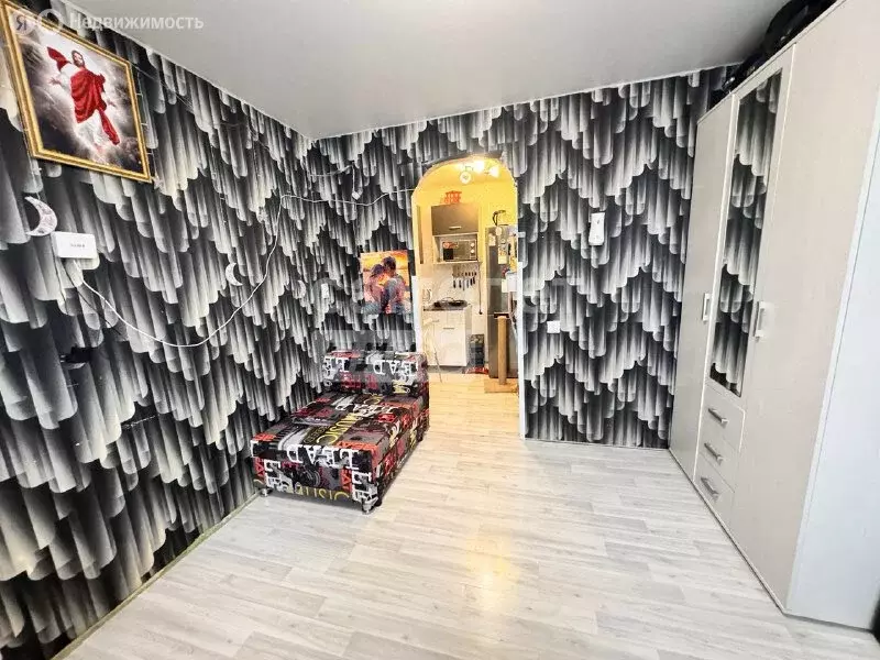 1к в 8-комнатной квартире (17.4 м) - Фото 2