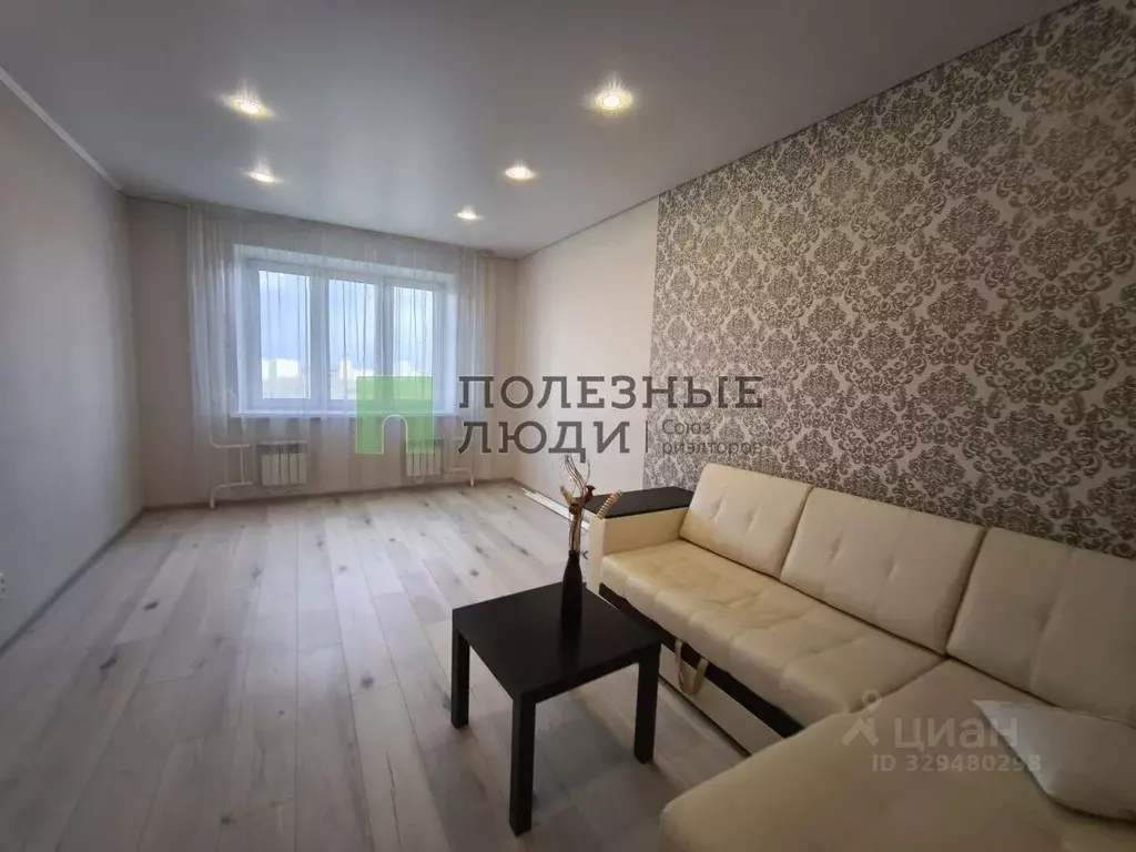 2-к кв. Орловская область, Орел Раздольная ул., 27А (63.1 м) - Фото 1