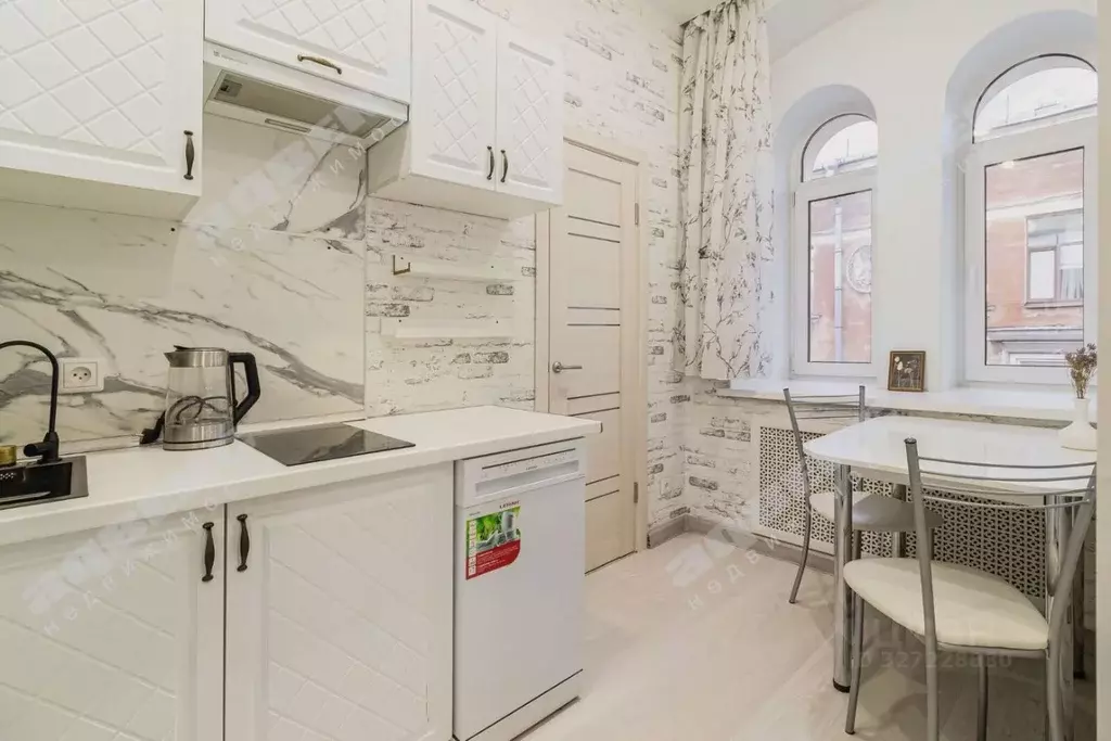 Комната Санкт-Петербург ул. Рубинштейна, 18/5 (25.6 м) - Фото 1