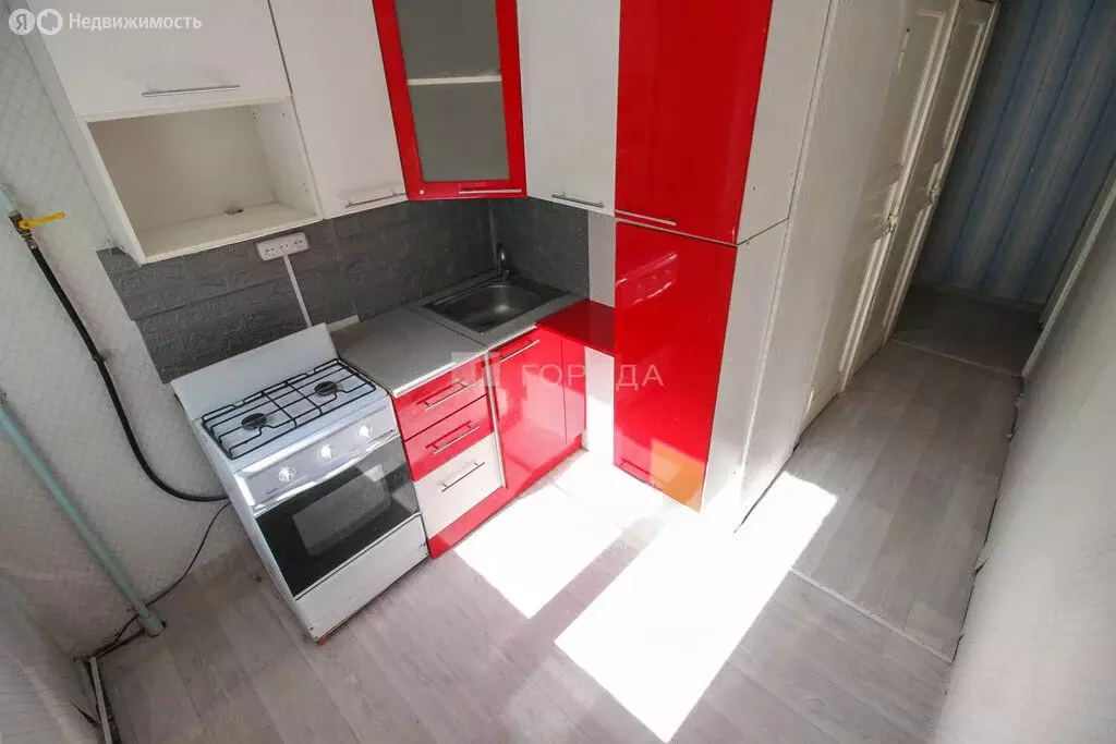 2-комнатная квартира: Новоалтайск, улица Крылова, 8 (45 м) - Фото 1