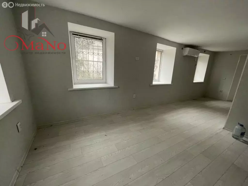 3-комнатная квартира: Феодосия, Сиренная улица, 12 (61.7 м) - Фото 2