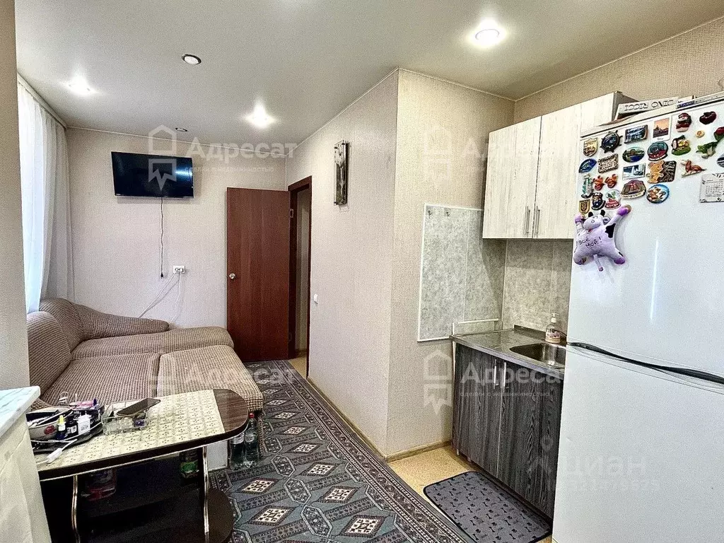 3-к кв. Волгоградская область, Волгоград ул. Имени Старшего Лейтенанта ... - Фото 2