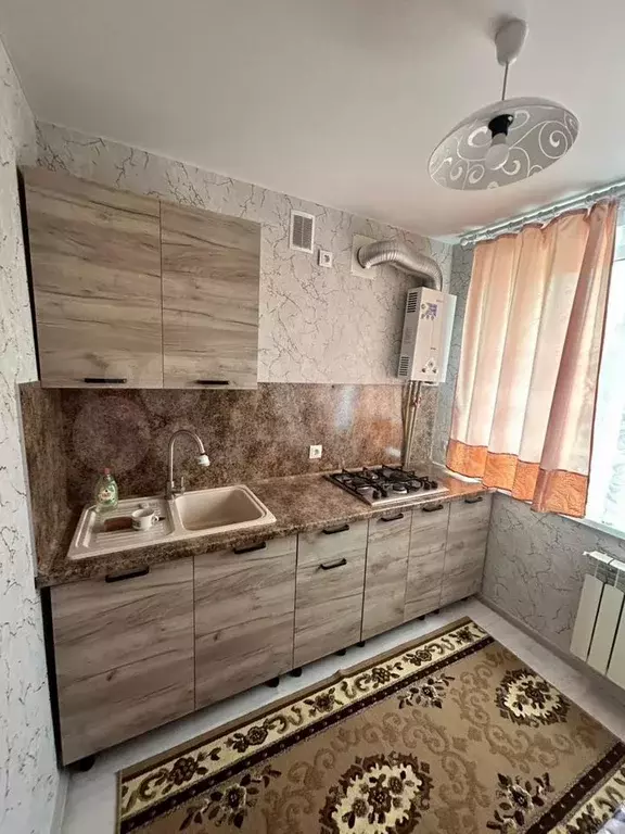 3-к. квартира, 70 м, 5/5 эт. - Фото 0