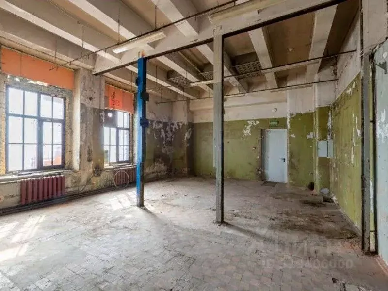Торговая площадь в Санкт-Петербург ул. Комсомола, 2 (72 м) - Фото 0