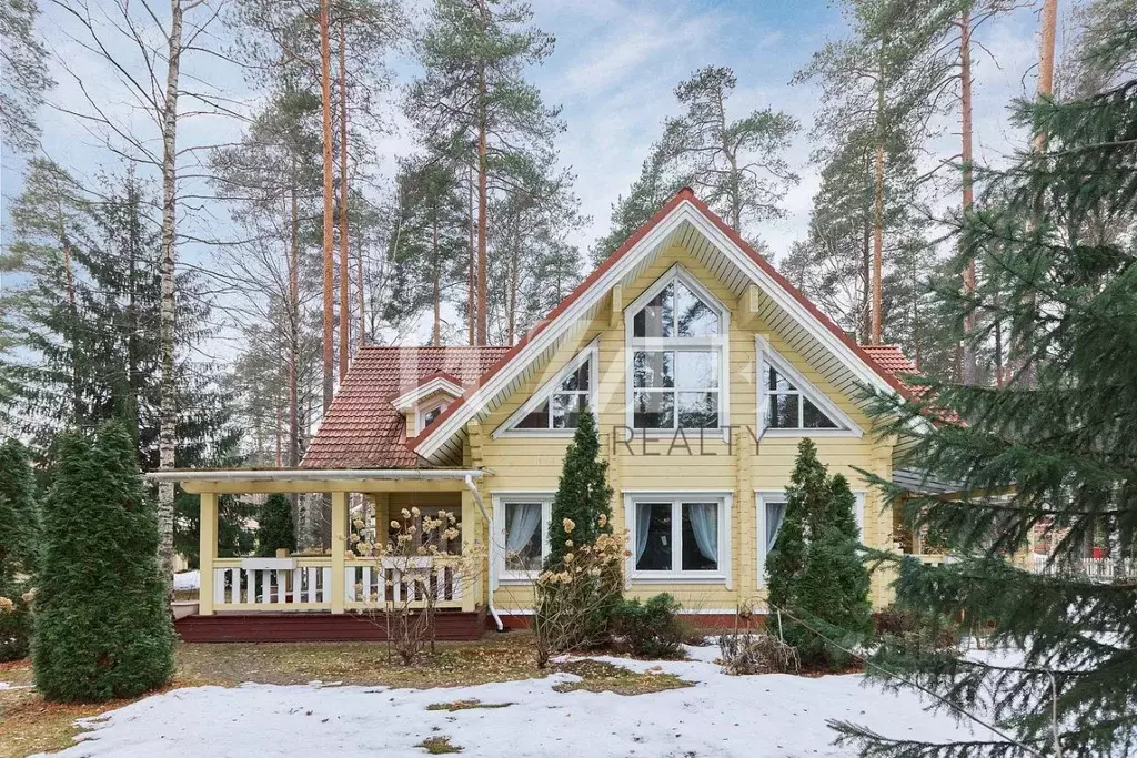 Дом в Ленинградская область, Выборгский район, Рощинское городское ... - Фото 2