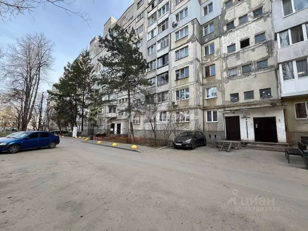 3-к кв. Крым, Симферополь ул. 60 лет Октября, 19 (64.0 м) - Фото 0