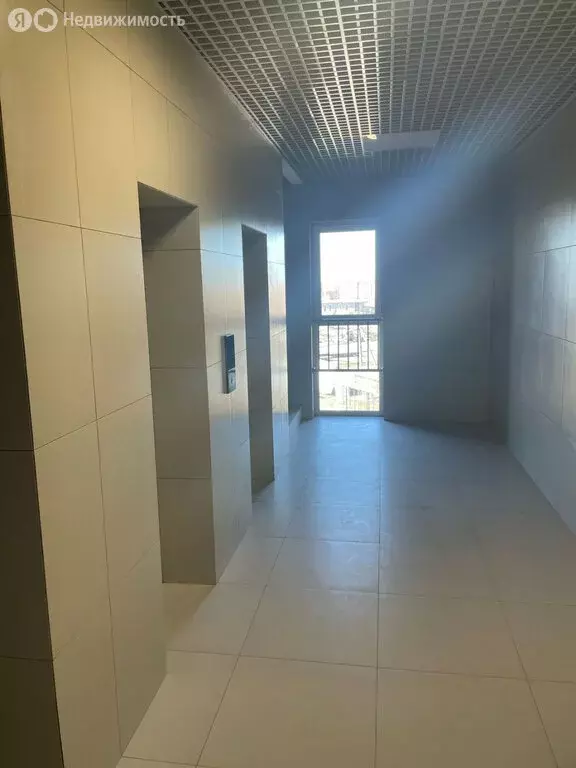 Квартира-студия: Владикавказ, улица Алихана Гагкаева, 1Б (45.2 м) - Фото 2