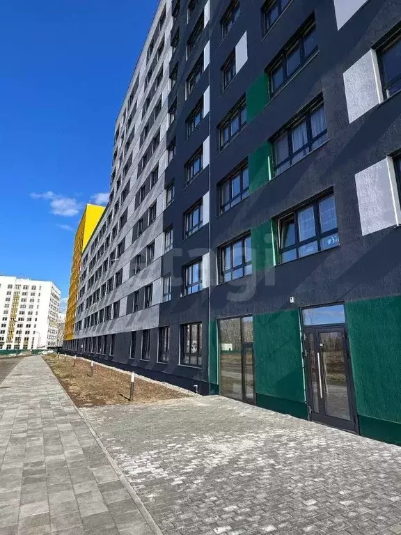 Помещение свободного назначения в Тюменская область, Тюмень Рощино ... - Фото 1