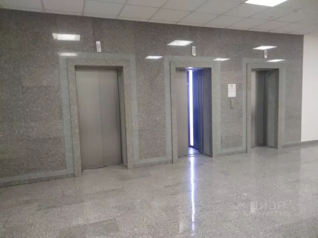 Офис в Краснодарский край, Краснодар Северная ул., 490 (89 м) - Фото 2