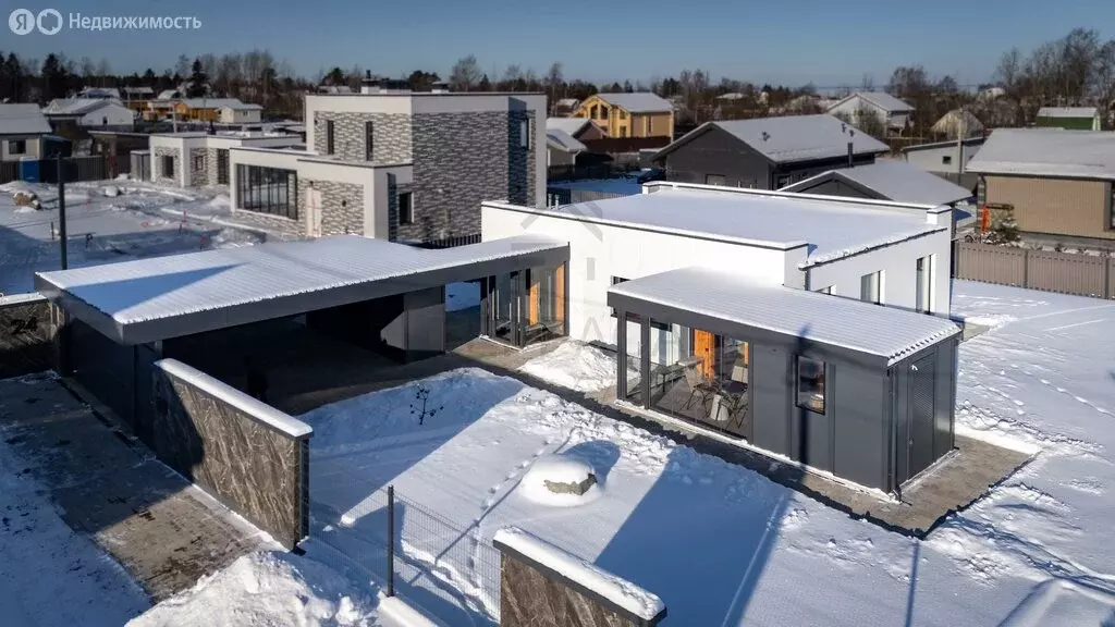 Дом в Пениковское сельское поселение, посёлок Бронна, коттеджный ... - Фото 1