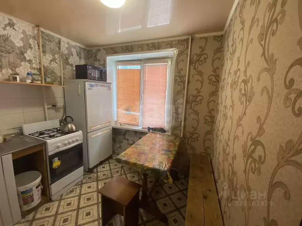2-к кв. Белгородская область, Старый Оскол Приборостроитель мкр, 15 ... - Фото 0