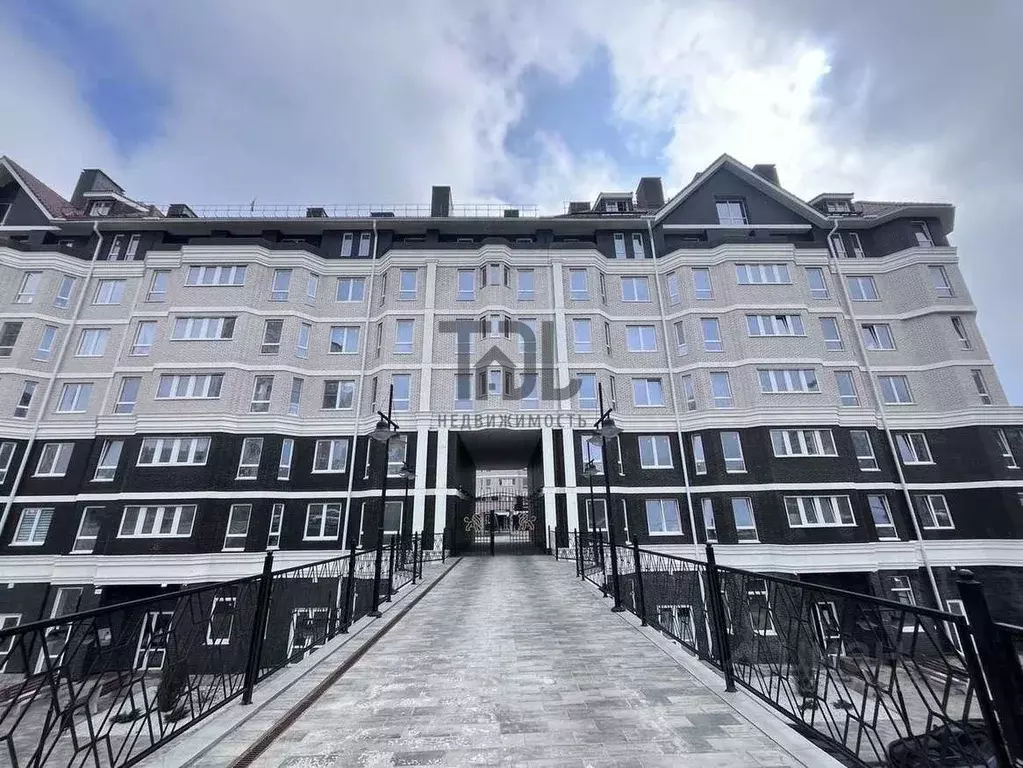 2-к кв. Волгоградская область, Волгоград ул. имени Покрышкина, 2 (47.1 ... - Фото 2