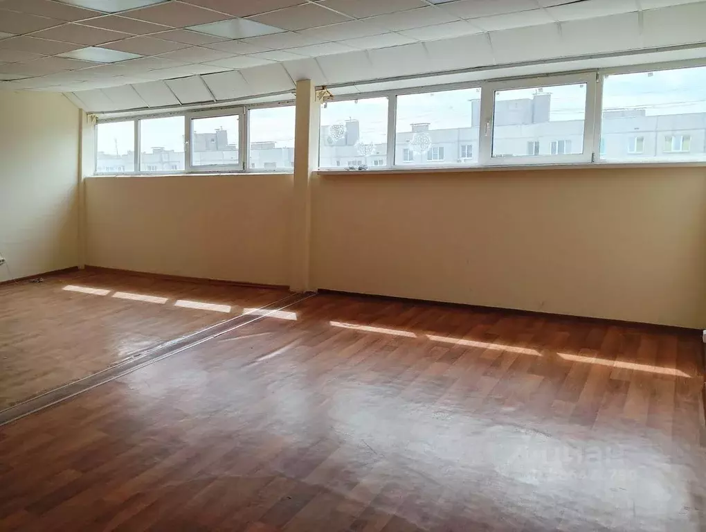 Офис в Чувашия, Чебоксары ул. Ленинского Комсомола, 21А (21 м) - Фото 1