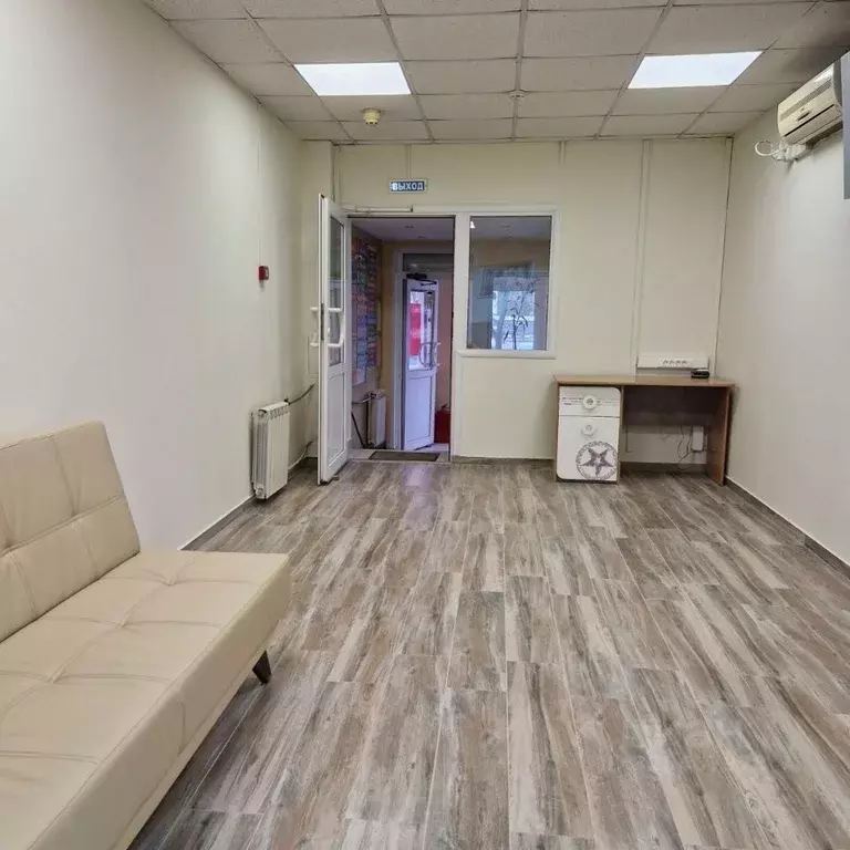 Торговая площадь в Москва Пятницкое ш., 31 (17 м) - Фото 1